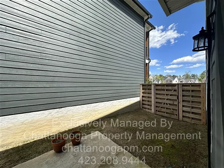 1526 Bowtie Rd — Photo 34