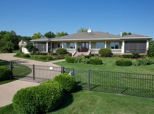 1109 Lakeview Dr, Fairfield, IA 52556