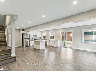 131 Bell Ave UNIT B, Hamilton, ON L8K 3E5