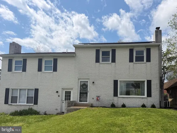 160 Faith Cir, Carlisle, PA 17013