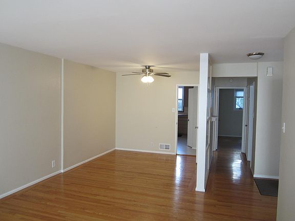 2nd image of 1916 Taraval St