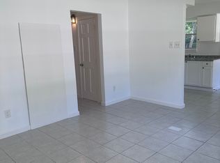 7822 Oak Knoll Ln #A, Houston, TX 77028
