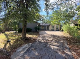 2 Acacia Dr, Wimberley, TX 78676