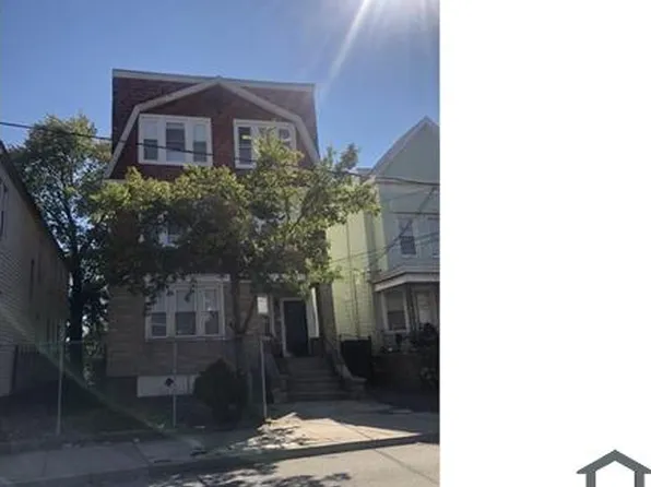 550 Garfield Ave, Jersey City, NJ 07305