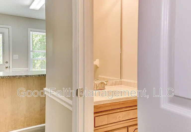 612 Fieldstone Way — Photo 16