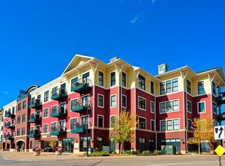 4100 Spring St APT 402, Spring Park, MN 55384