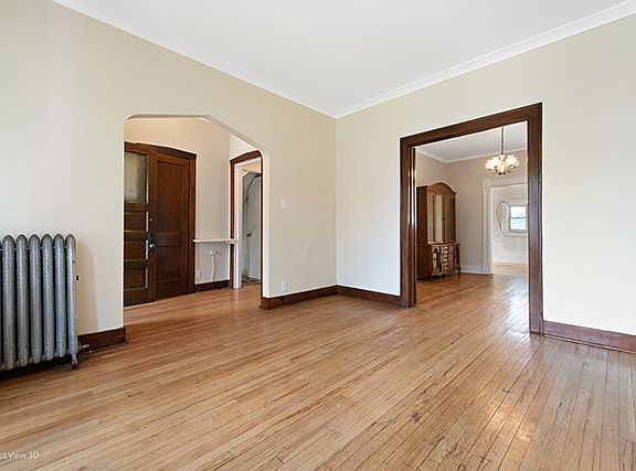 4th image of 7020 S Woodlawn Ave #1