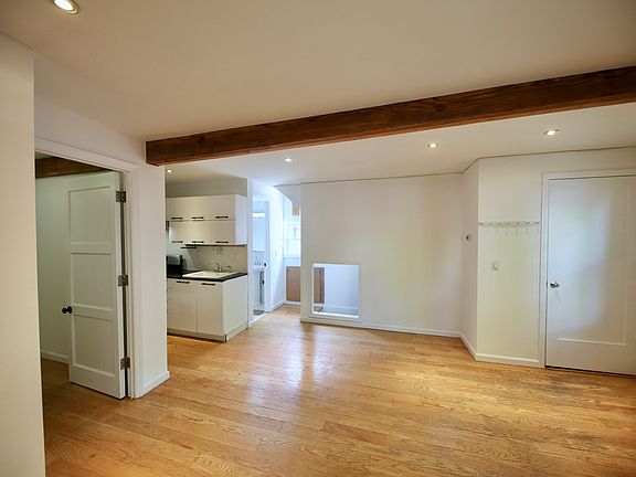 4th image of 12 Russell St #1F