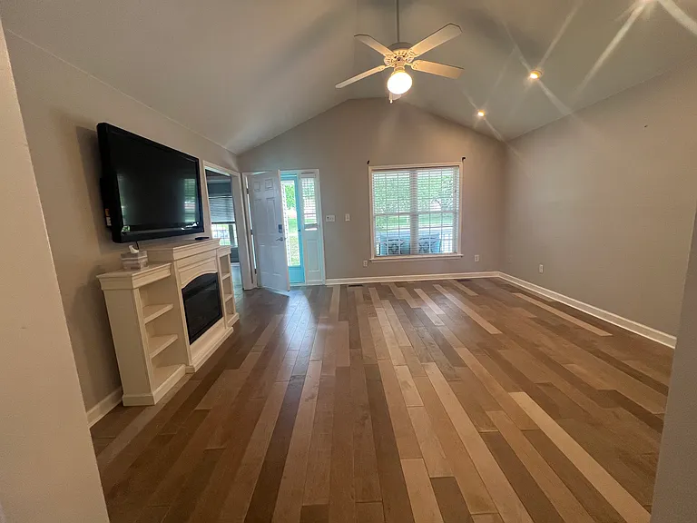 1308 Sweetclover Dr — Photo 6
