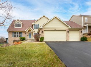 621 Kirkland Dr, Algonquin, IL