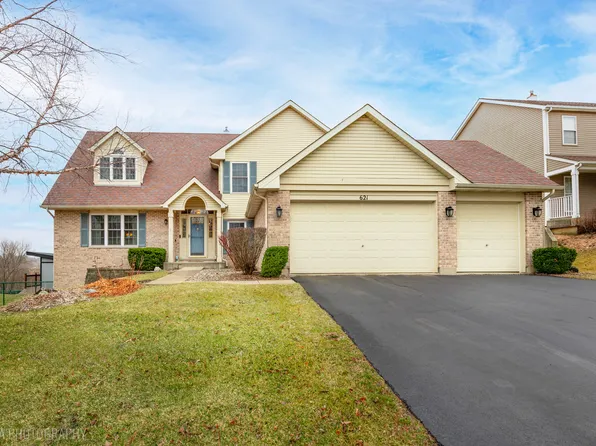 621 Kirkland Dr, Algonquin, IL 60102
