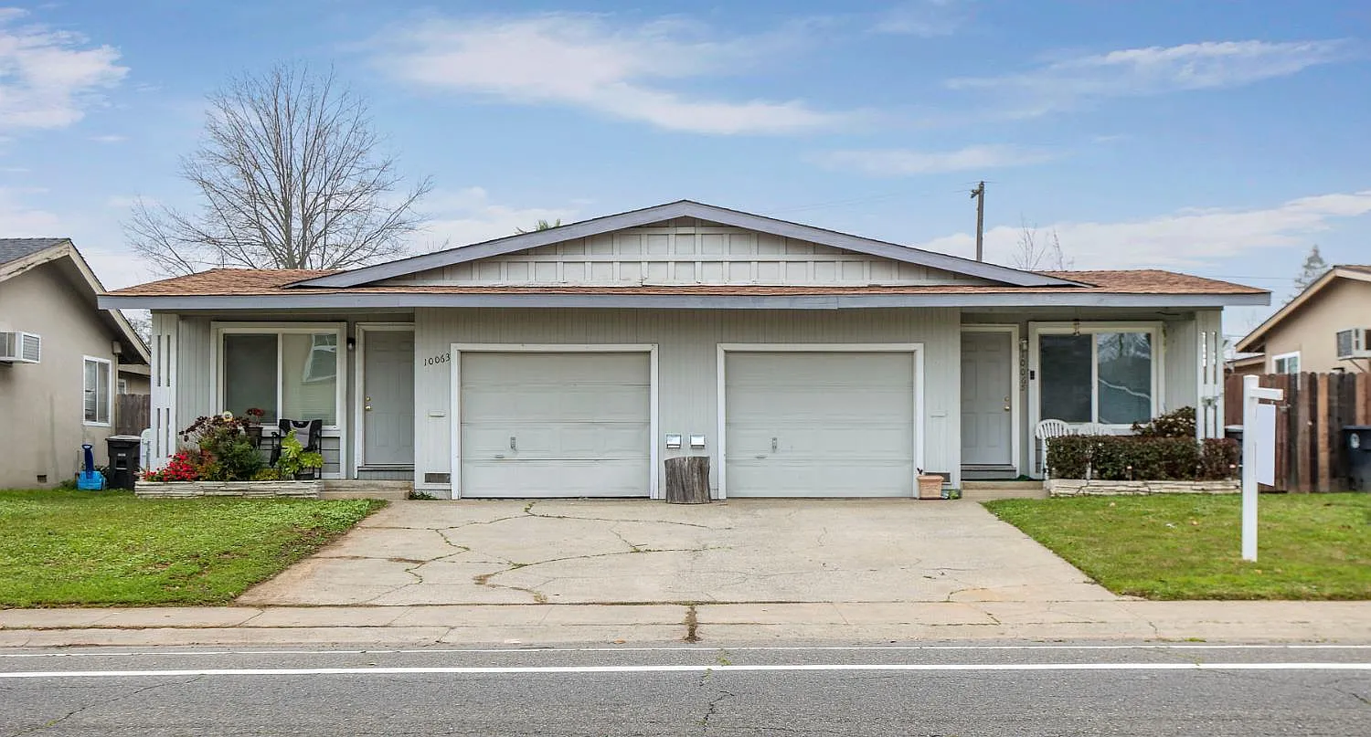 10065-10063 Lincoln Village Dr photo 1