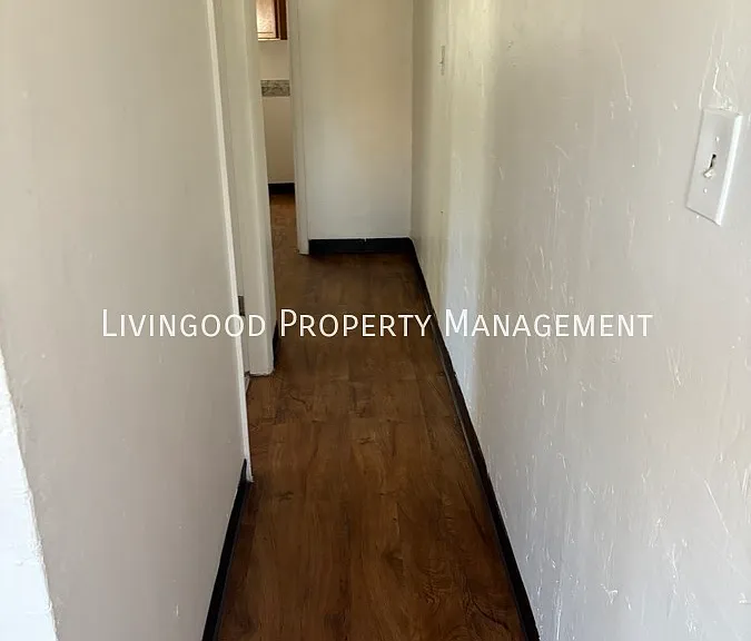 225 E Brookside St #1A — Photo 5