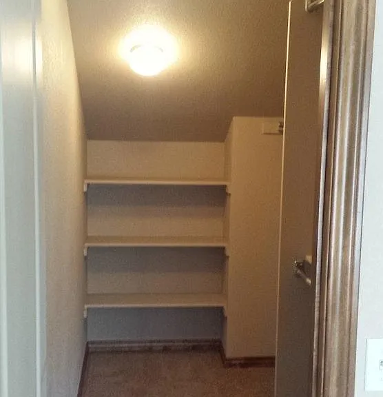 Walk-in closet