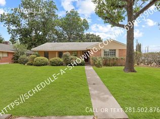 11527 Atwell Dr, Houston, TX 77035