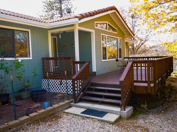 9807 Wendell Rd, Mountain Ranch, CA 95246