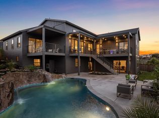 3817 Sedgemoore Dr, Santa Rosa, CA 95404