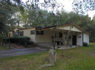 106 Lily Dr, Interlachen, FL 32148
