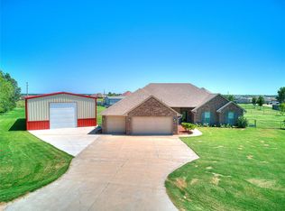 4526 Crestmont Ln, Edmond, OK 73025