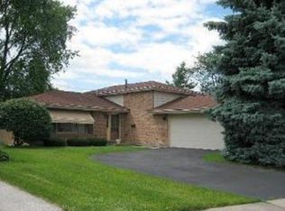 16460 Wausau Ct, South Holland, IL