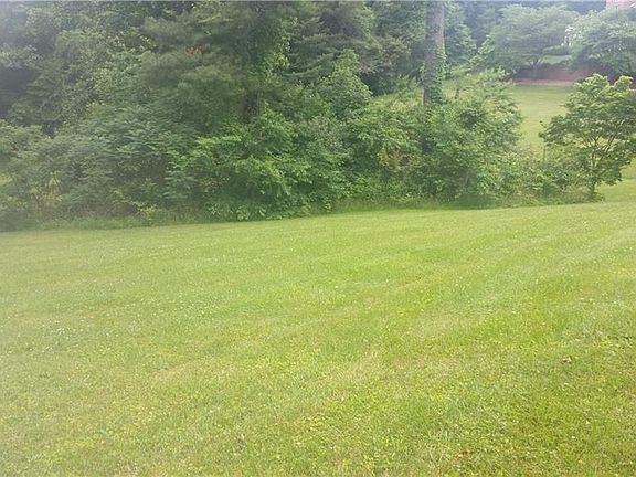 4th image of 301 Wagram Pl #67
