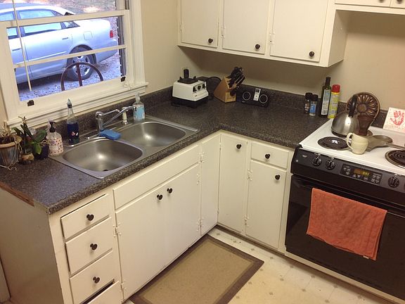 kitchen - includes refrigerator and stove/range oven