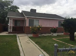 1525 Crestview Dr, Bakersfield, CA 93305