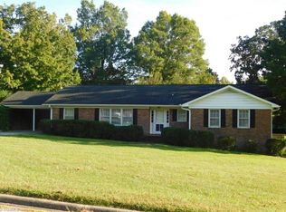 708 Nance Dr, Thomasville, NC 27360