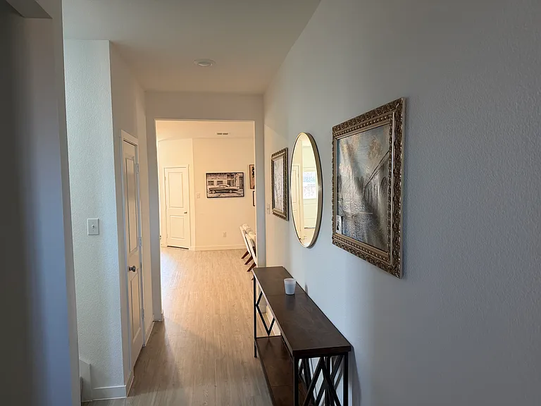 3712 Daisy Hollow Loop — Photo 5