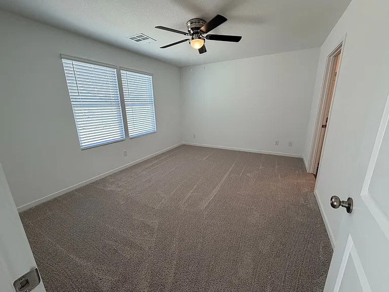 2590 Aaron Pl — Photo 13