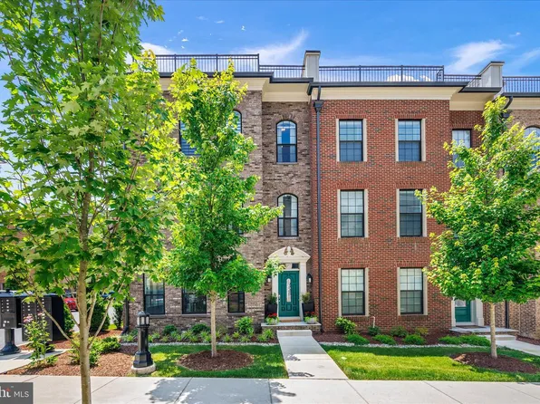 610 Leigh Way, Oxon Hill, MD 20745