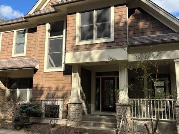 8670 Alverno Ave, Inver Grove Heights, MN 55077