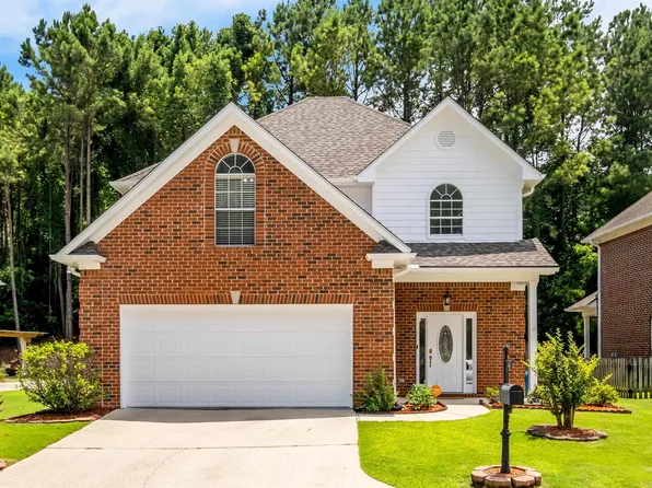 813 Castlemaine Ct, Birmingham, AL 35226