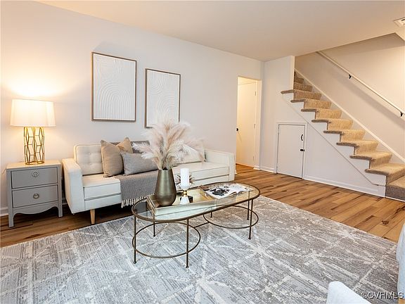 4th image of 7937 Provincetown Dr