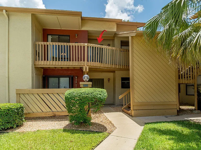 13095 Belhaven Ct #11 — Photo 2