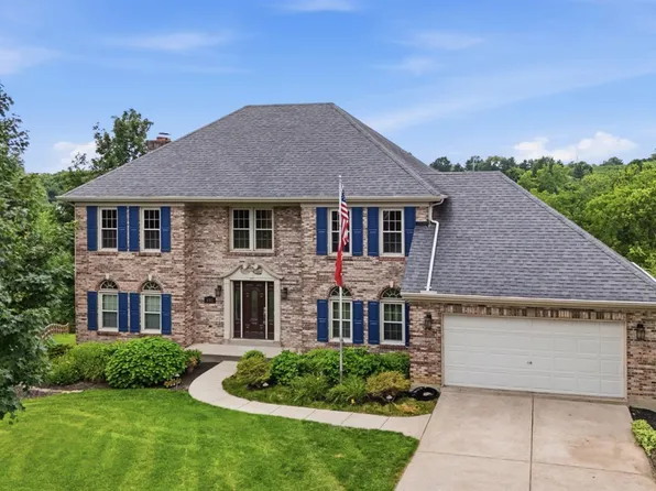 8303 Paddington Ct, West Chester, OH 45069