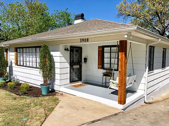 Inviting entry with swing