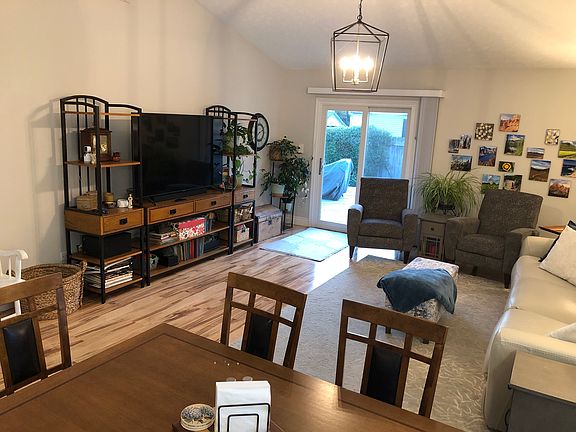3rd image of 5975 Gadsen Dr