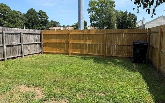 2nd image of 934 Monarch Dr
