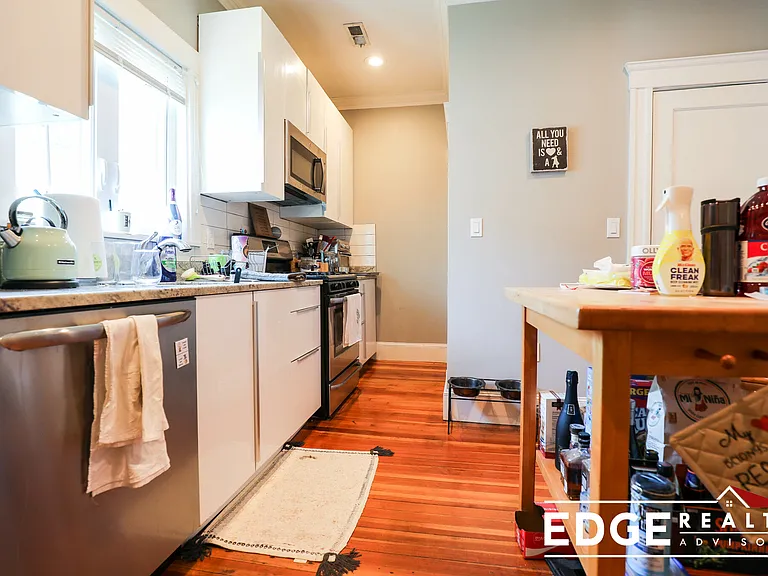 148 Langdon Ave #2 — Photo 8