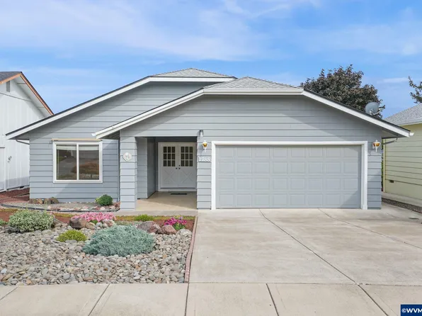 1788 Nut Tree Dr NW, Salem, OR 97304
