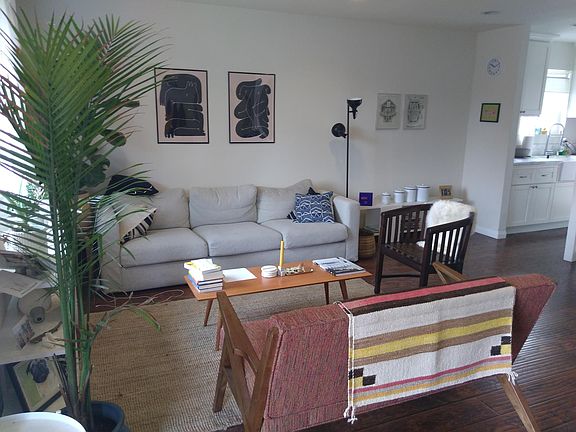 2nd image of 3336 Cazador St