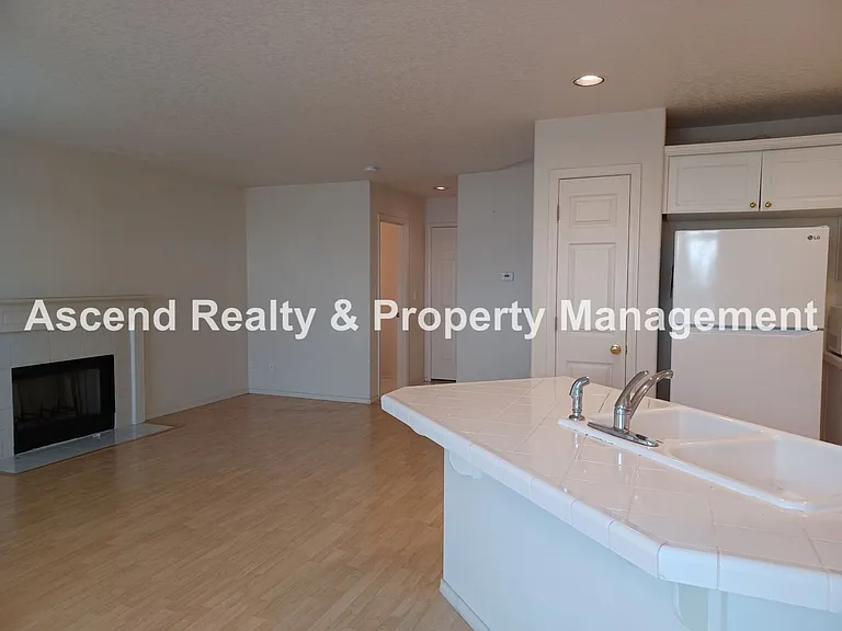 15133 NW Fawnlily Dr — Photo 7