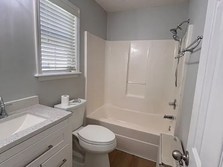 3276 Oak Garden Dr — Photo 7