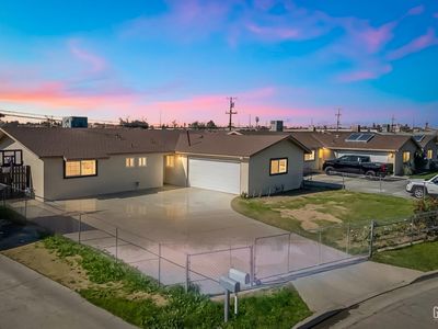 5817 Gary Pl, Bakersfield, CA, 93307