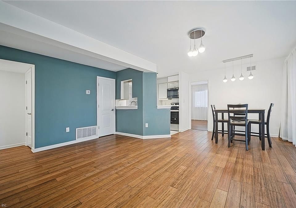1st image of 1028 Autumn Woods Ln APT 103