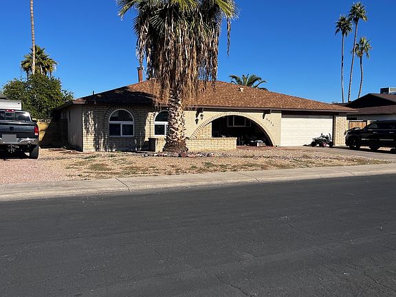 3rd image of 4456 W Dahlia Dr