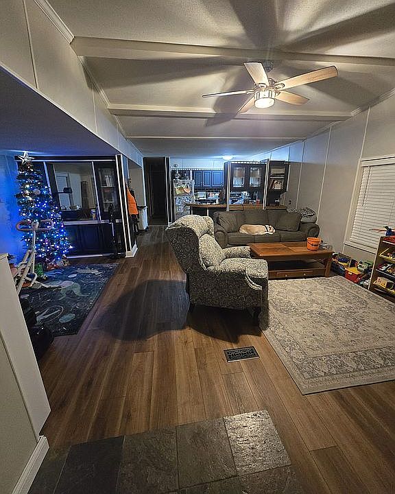 1st image of 46318 Le Grande Blvd