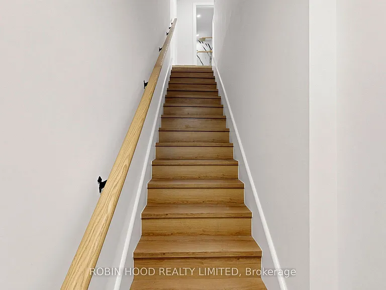 24 Callender St #3 — Photo 4