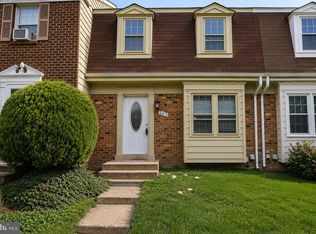 367 Linden Ct, Herndon, VA 20170